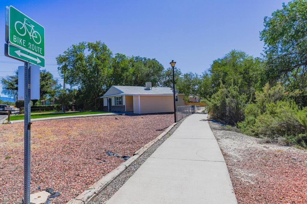 The Pathside Cottage Montrose Exterior photo